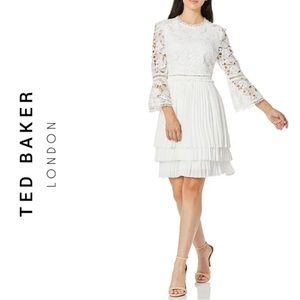 NWT  Ted Baker Stefoni floral laced pleated size 2